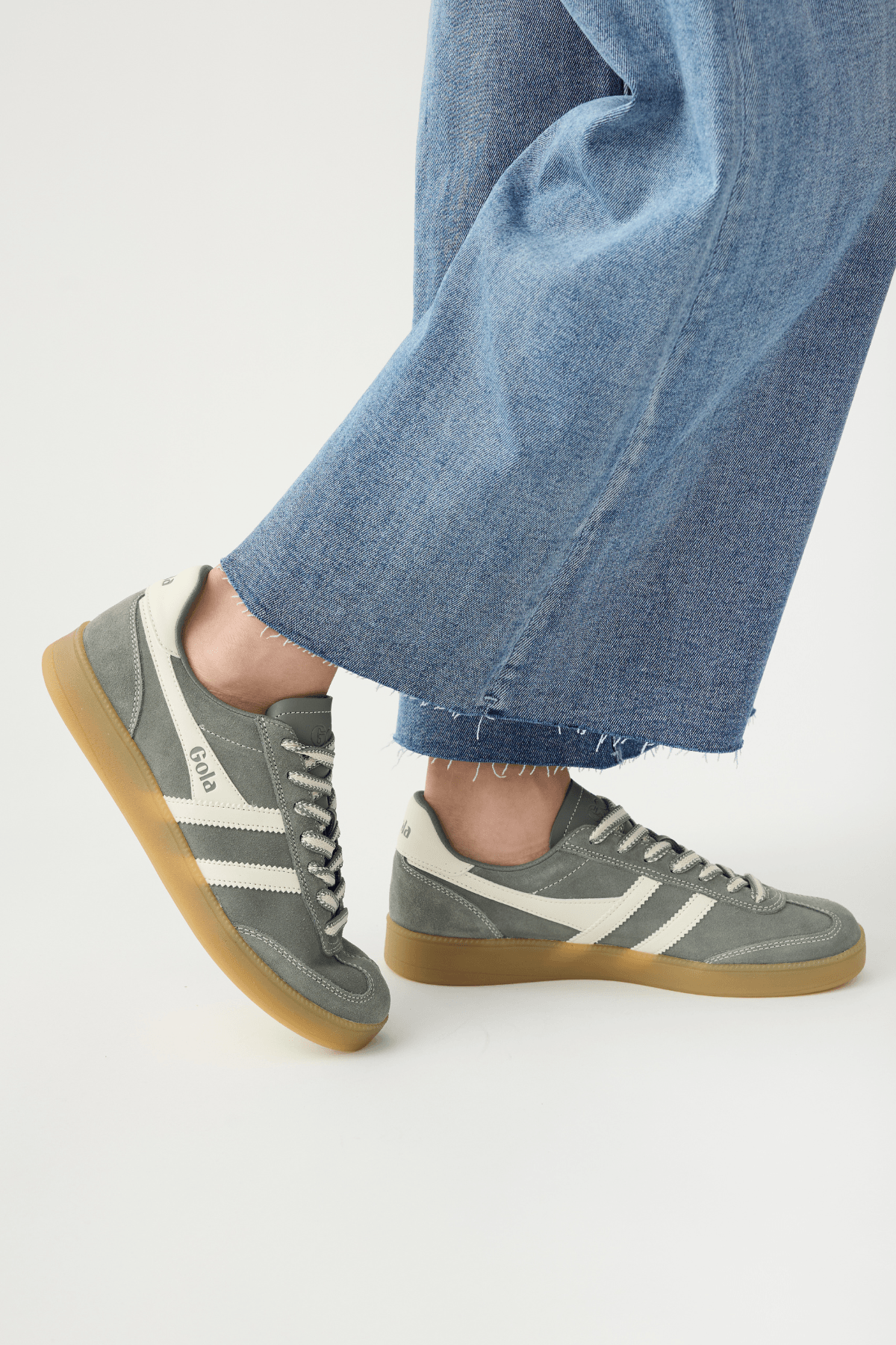 Gola Viper '78 sneakers in olive gray with off-white stripes and gum sole