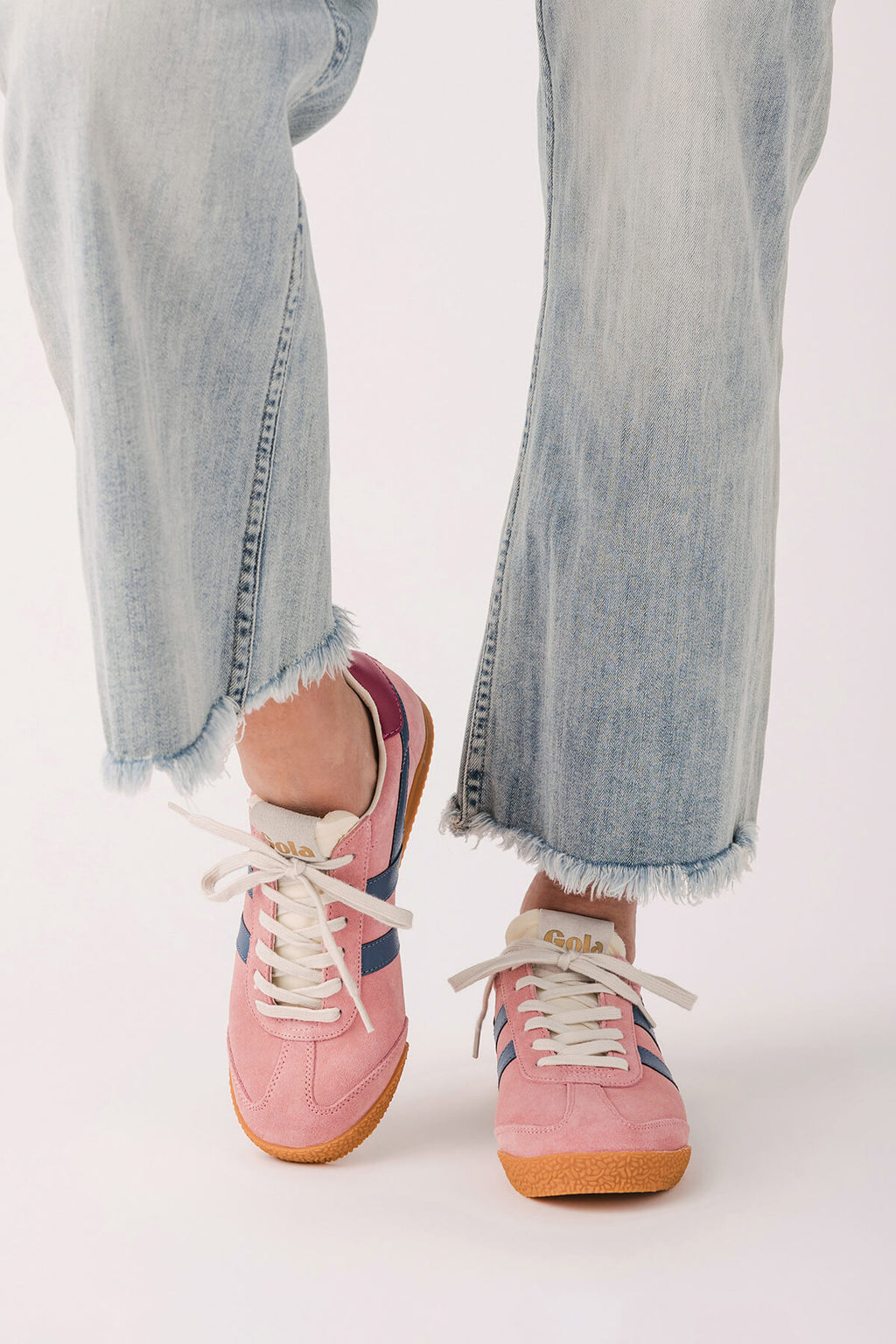Gola Elan sneakers, pink uppers with maroon accents, white laces, gum sole
