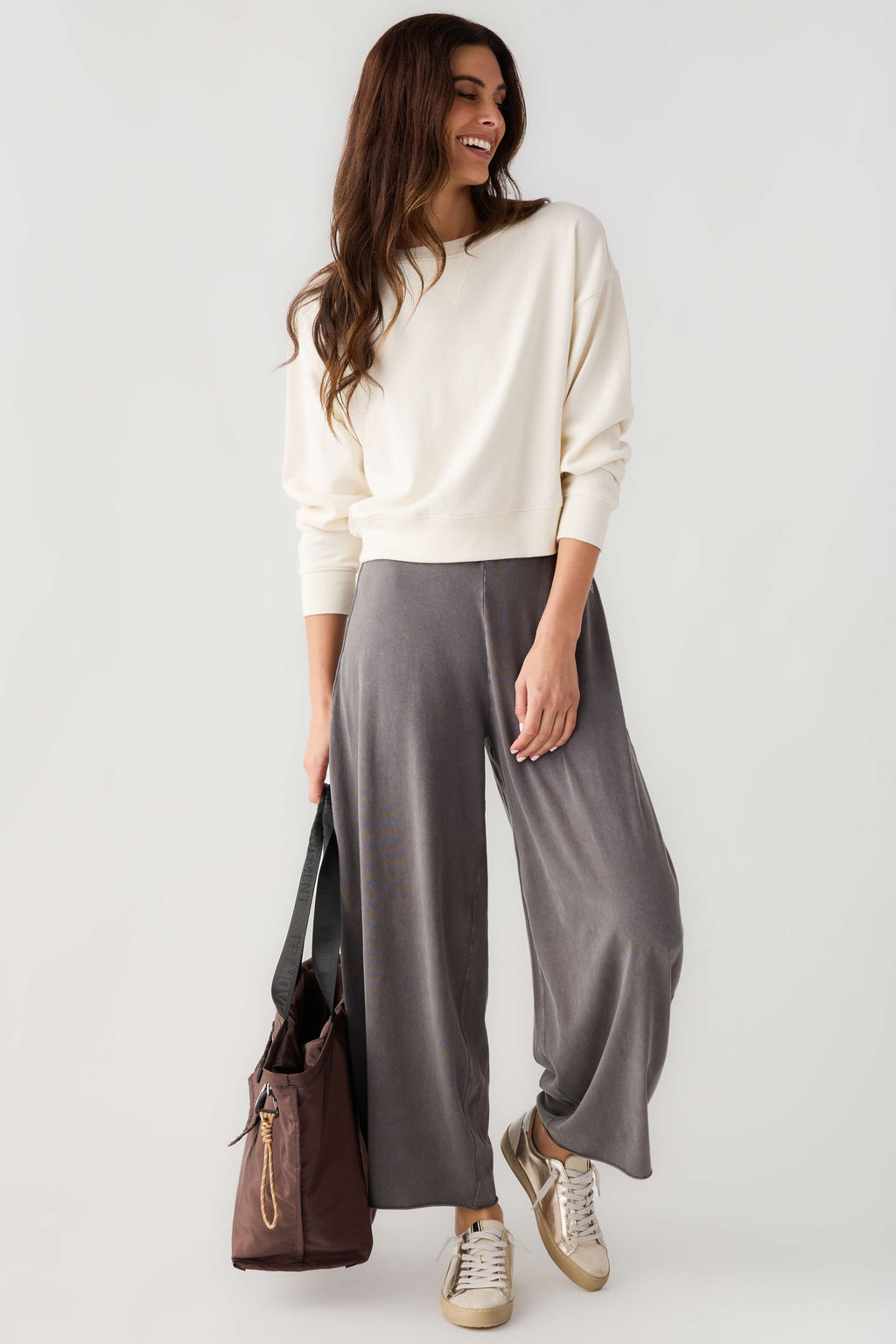 Women’s dark gray wide-leg easy pants with relaxed fit and front elastic waist