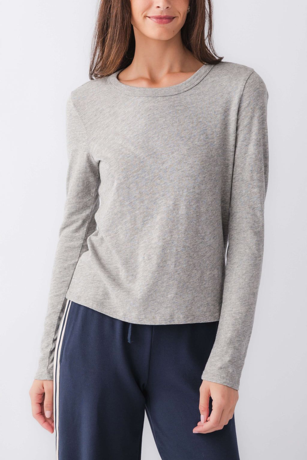 Heather grey long-sleeve tee with crew neck and straight hem