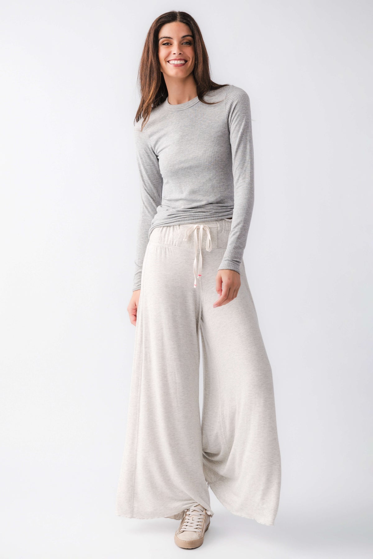 Heather grey wide-leg pants with elastic waistband and drawstring ties
