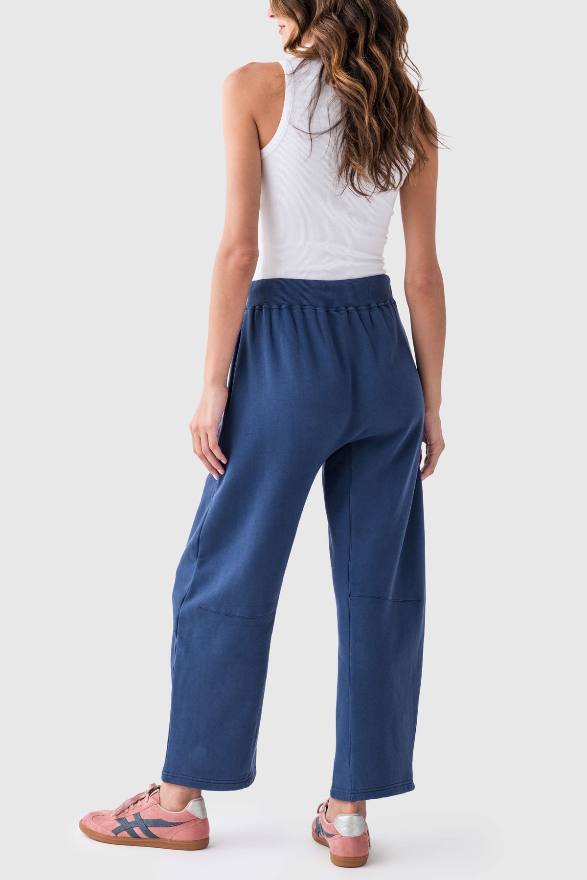 Blue wide-leg pants with elastic waist and back seam detail