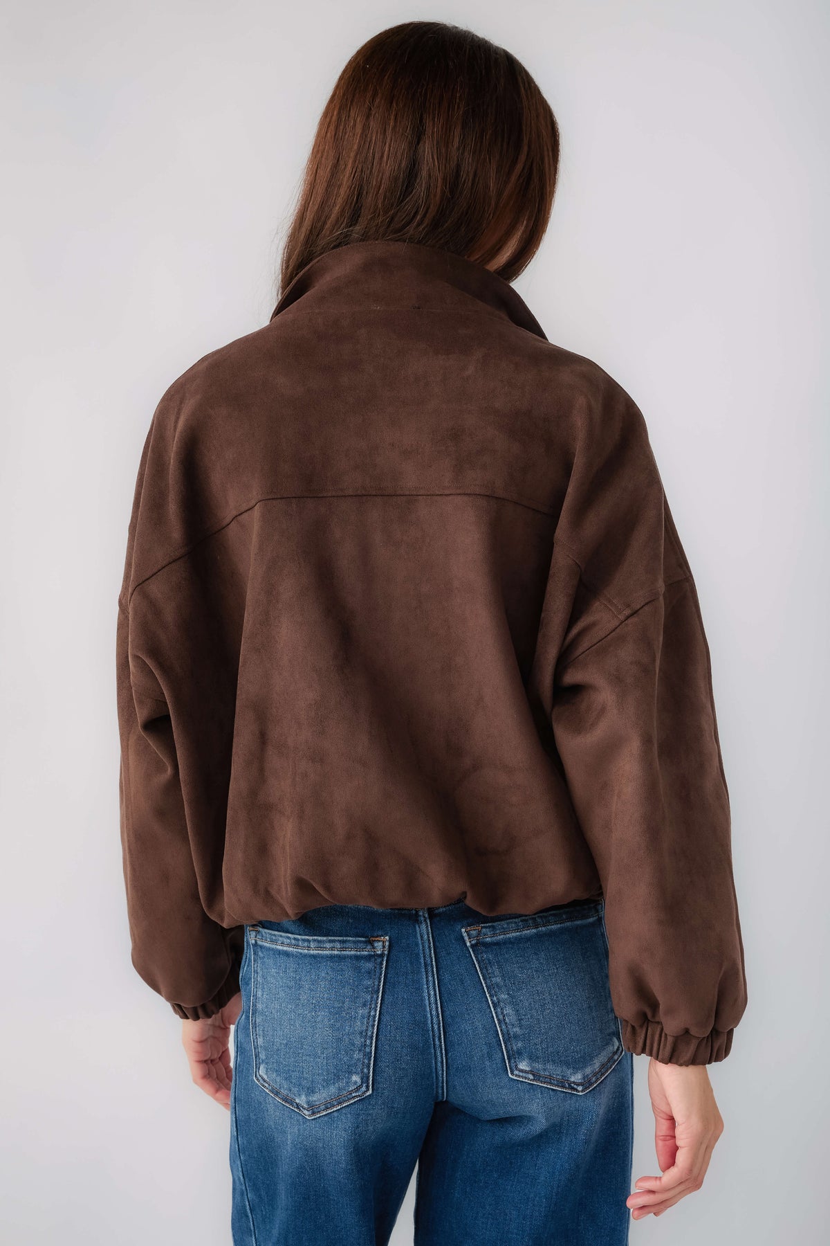 Deep brown faux suede ballon jacket with back seam and snap neckline
