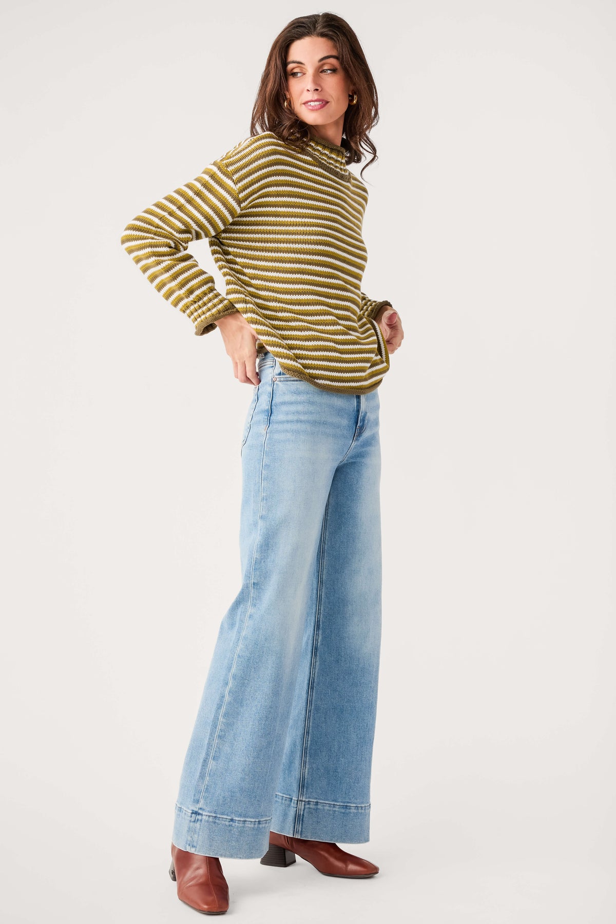 Striped mockneck sweater with long sleeves and ribbed hem, mustard and cream stripes