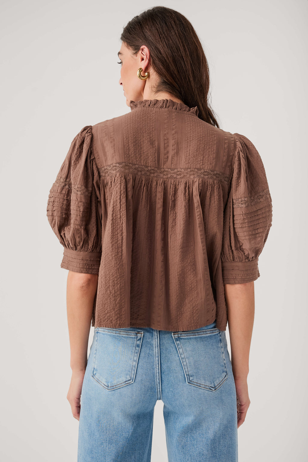 THML Sonoma top in brown with back yoke, puff sleeves, gathered detail