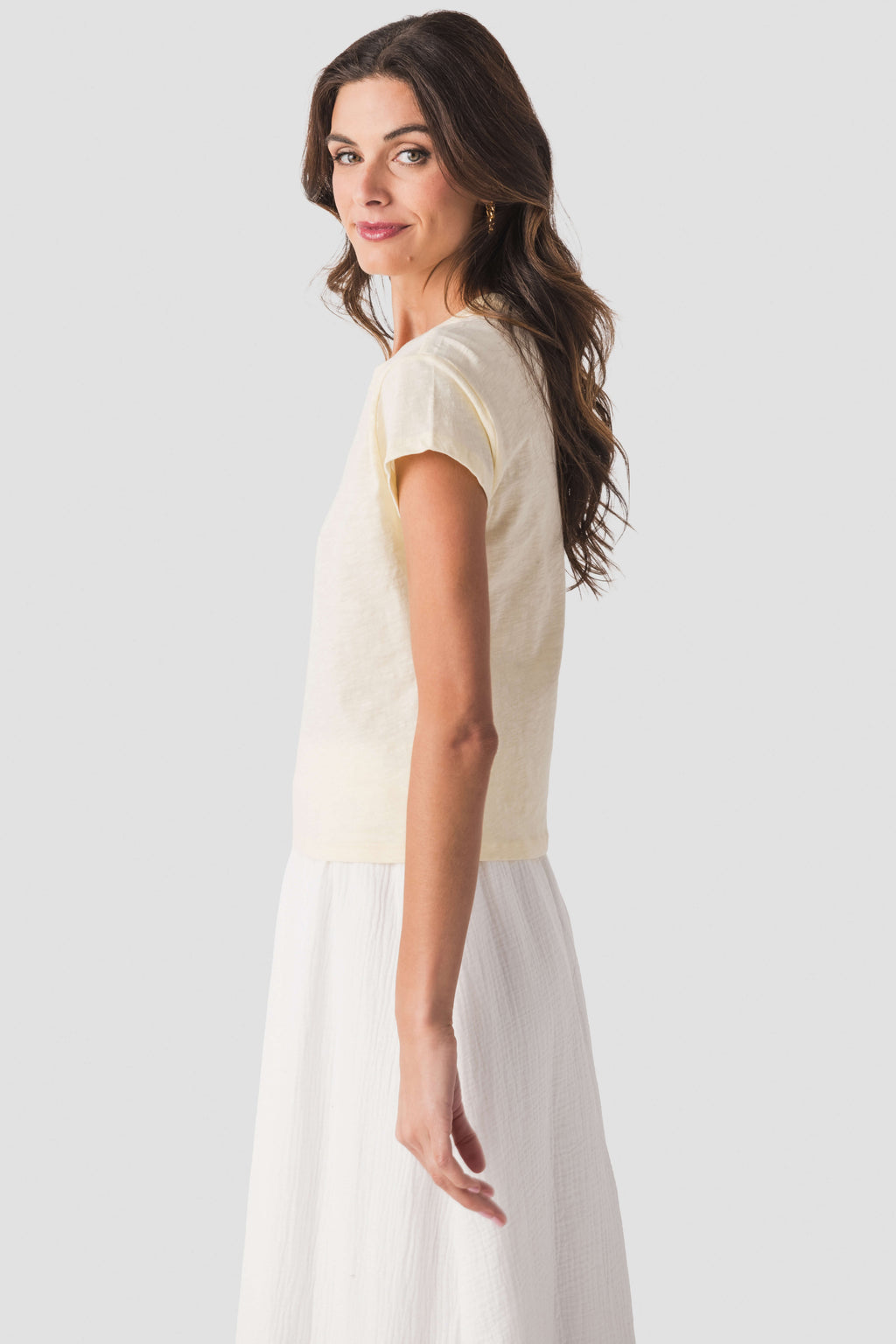 Women’s modern slub tee, short-sleeve crew neck, cream side view